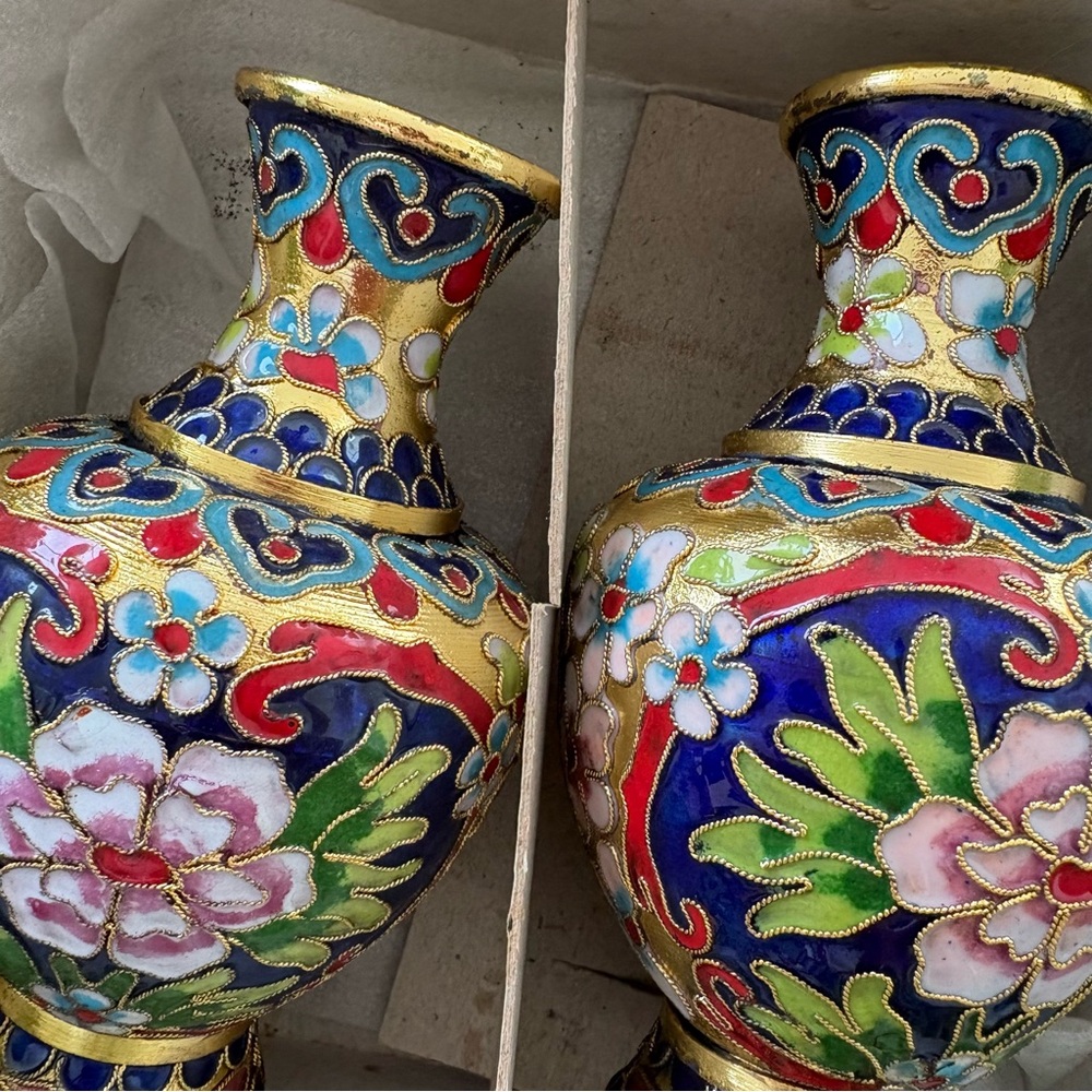 Vintage Authentic Asian Cloisonné Vases Set - Picture 11 of 11